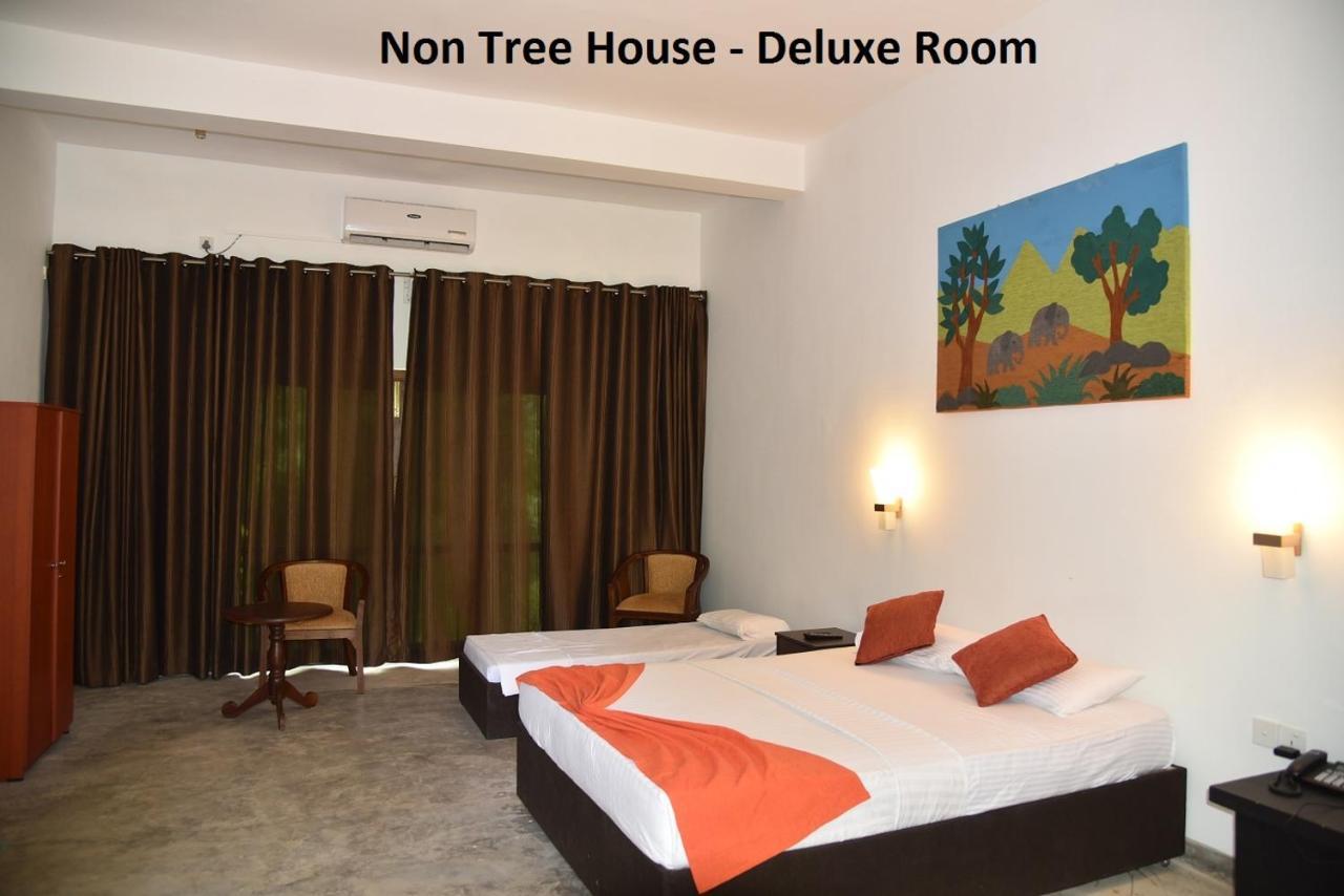 Wilpattu Tree House Bed and Breakfast Nochchiyagama Eksteriør billede