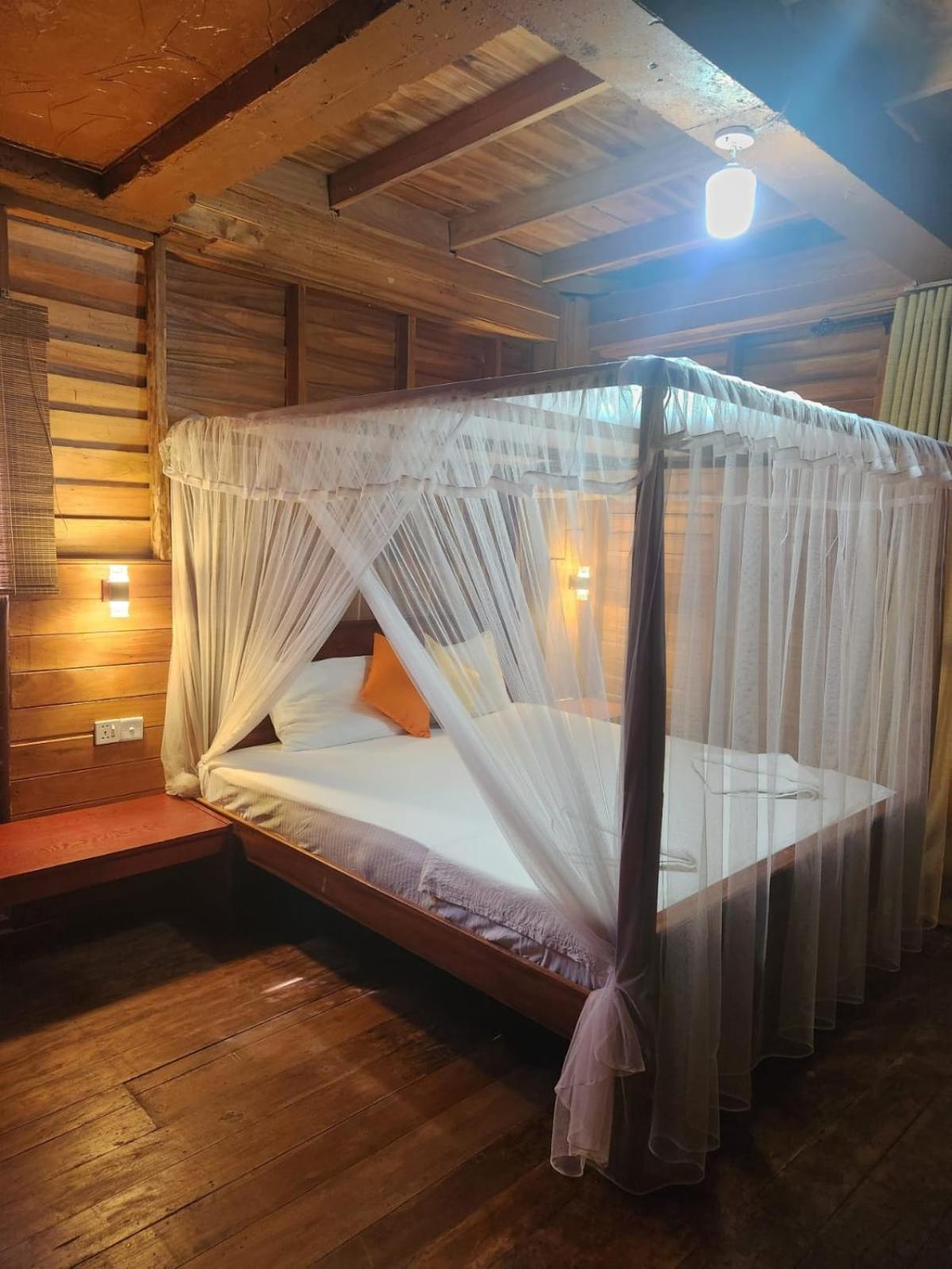Wilpattu Tree House Bed and Breakfast Nochchiyagama Eksteriør billede