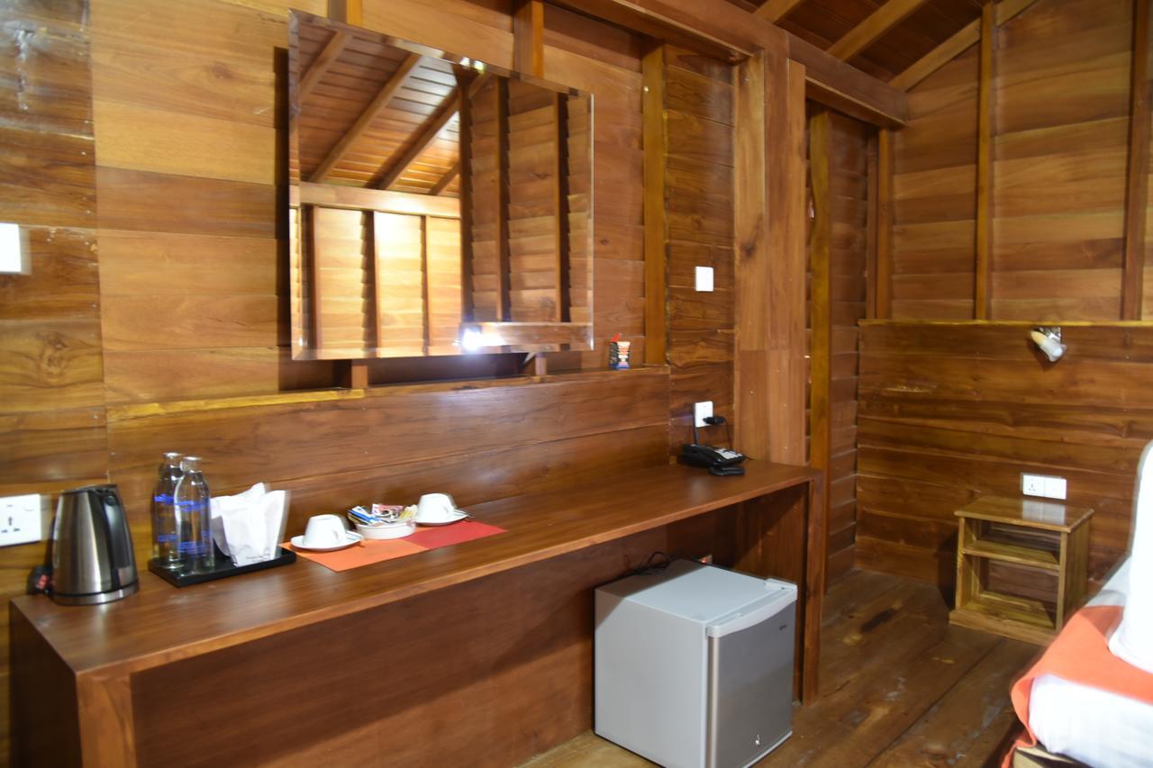Wilpattu Tree House Bed and Breakfast Nochchiyagama Eksteriør billede